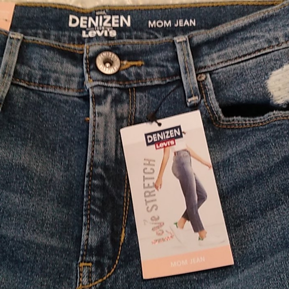 LEVI'S MOM Jeans - Picture 4 of 10